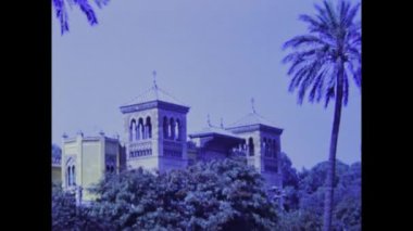 Seville, İspanya Eylül 1975: 70 'lerde Seville şehir manzarası