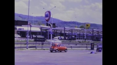 Roma, İtalya 1975: 70 'lerde İtalyan otoyol servis alanı