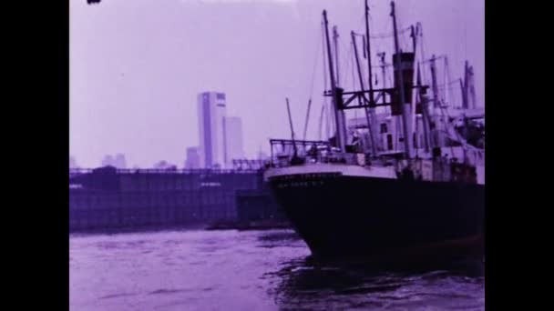 New York United States May 1979 New York Skyline Boats — стокове відео
