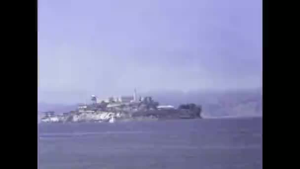 San Francisco Сша Май 1981 Alcatraz Island View 80S — стоковое видео