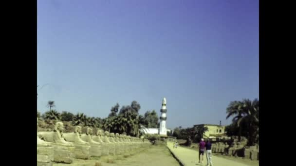 埃及国王谷可能在1988年 阿穆恩考古遗址在80年代的环绕 — 图库视频影像