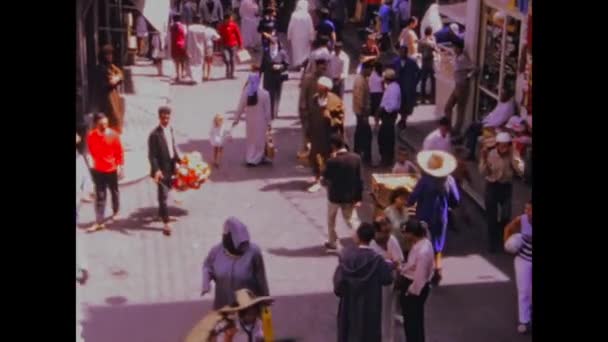 Tanger Marokko Juni 1970 Straßenmarkt Der Marokkanischen Szene Den 70Er — Stockvideo