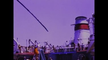 Dubrovnik, Hırvatistan Haziran 1973: 70 'lerde yolcu gemisi sahnesindeki yolcular