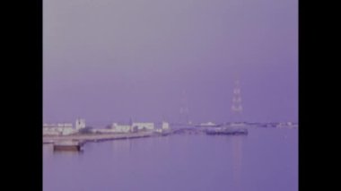 Siracusa, İtalya Haziran 1973: 70 'lerde kargo limanı manzarası