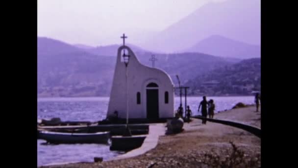 Loutraki Řecko Září 1973 Výhled Pláž Loutraki Letech — Stock video