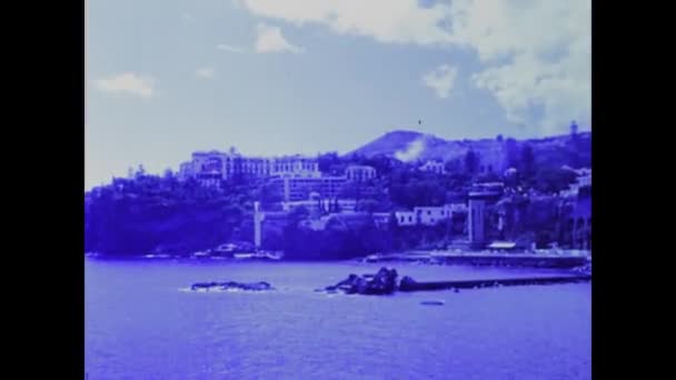 Νήσος Μαδέρα Πορτογαλία Σεπτέμβριος 1973 Σκάφη Της Μαδέρας Στη Θάλασσα — Αρχείο Βίντεο