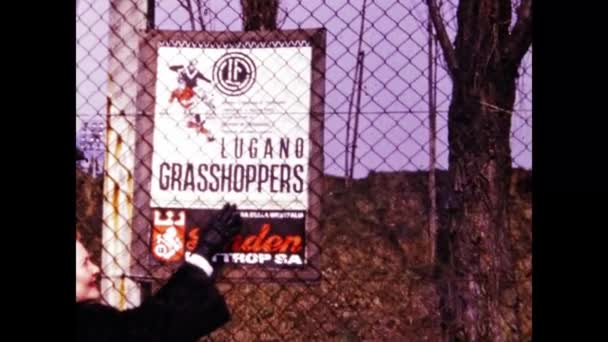 Lugano Suíça Março 1969 Fãs Entram Estádio Para Cena Jogo — Vídeo de Stock