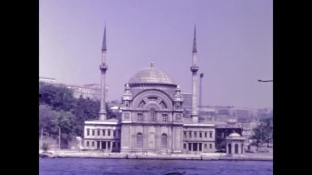 トルコ イスタンブール1969年6月 60年代のイスタンブール市内景観 — ストック動画