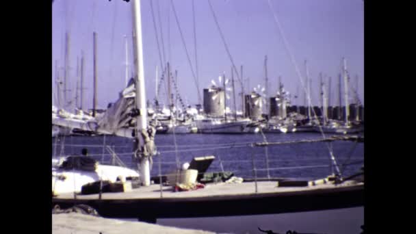 Ρόδος Ελλάδα Ιούνιος 1981 Θέα Στο Λιμάνι Της Ρόδου Στη — Αρχείο Βίντεο