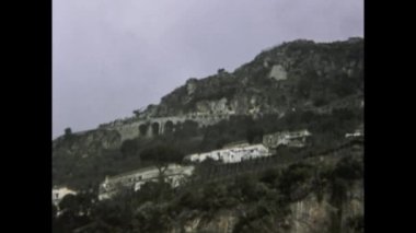 Napoli, İtalya Nisan 1978: Napoli şehir manzarası 70 'lerde