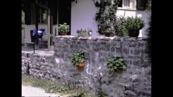 Lottigna Svizzera 1969 Piante Fiori Giardino Negli Anni — Video Stock