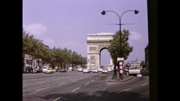 Parigi Francia Maggio 1974 Arco Trionfo Parigi Scena Anni — Video Stock