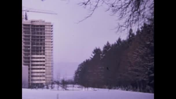 1970年 昭和45年 11月スイス ロッティグナ 70年代のアルプスの雪景色 — ストック動画