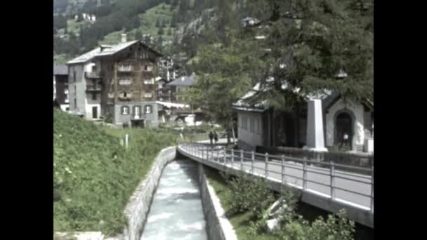 Церматт Швейцария Июль 1977 Вид Деревню Церматт — стоковое видео