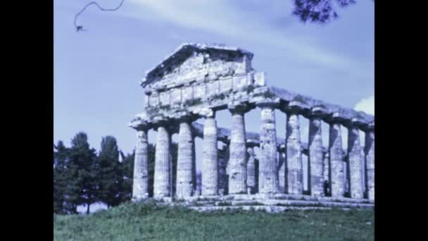 Napoli Italia Aprile 1978 Paestum Archeological Site View 70S — Video Stock