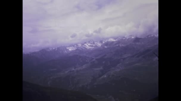 Dorf Tirol Italien März 1974 Tiroler Berglandschaft Den 70Er Jahren — Stockvideo