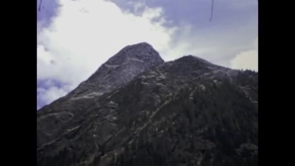 Tirolo Itálie Březen 1974 Tirolo Horská Krajina Scéna Letech — Stock video
