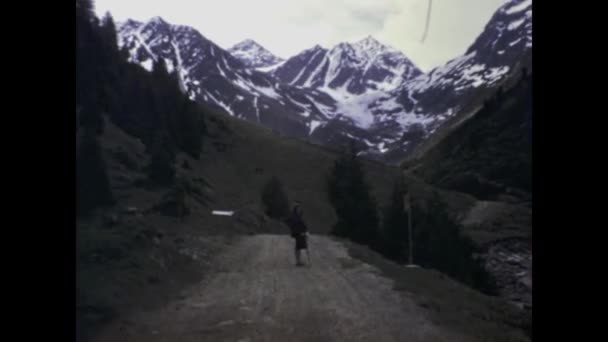 Tirolo Italia Marzo 1974 Tirolo Paisaje Montaña Los Años — Vídeo de stock