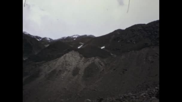イタリア ティロロ1974年3月 70年代のティロロ山の風景 — ストック動画
