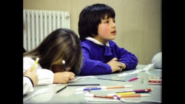 Μιλάνο Ιταλία Μάρτιος 1969 Δημοτικό Σχολείο Παιδική Αίθουσα Καλλιτεχνικών Μαθημάτων — Αρχείο Βίντεο