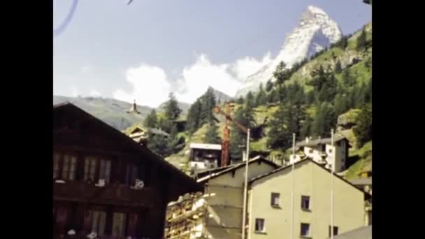 Sarnen Suíça Maio 1984 Viaje Longo Cena Das Montanhas Suíças — Vídeo de Stock