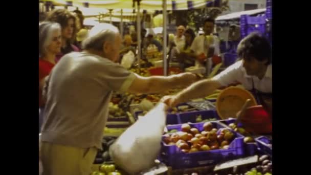 Судтироль Италия Май 1984 Уличная Сцена Ветхого Рынка Годах — стоковое видео