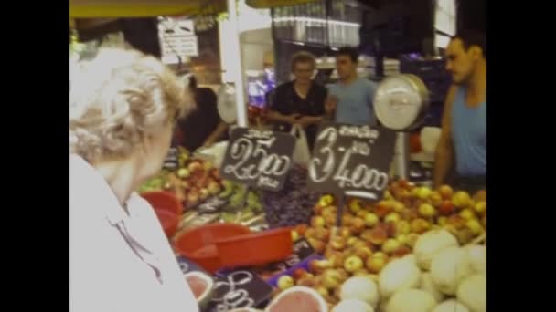 Судтироль Италия Май 1984 Сцена Уличного Цветочного Рынка Годах — стоковое видео