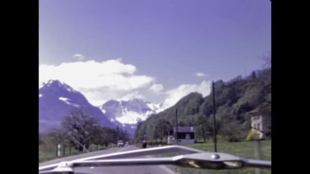 Oberland Switzerland May 1970 Oberland Lake Landscape Scene 70S — Stock Video