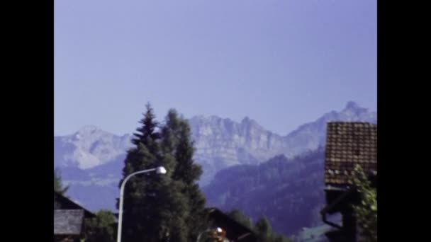 Oberland Ελβετία Μάιος 1970 Oberland Λίμνη Τοπίο Σκηνή Στη Δεκαετία — Αρχείο Βίντεο