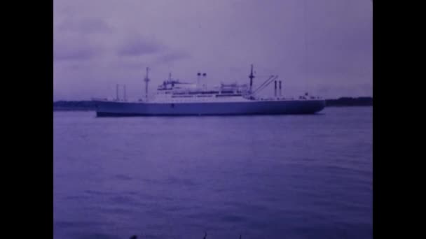Portsmouth United Kingdom May 1994 Warships Dock Scene 90S — Stock Video