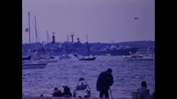 Portsmouth Regno Unito Maggio 1994 Molte Barche Navi Mare Negli — Video Stock