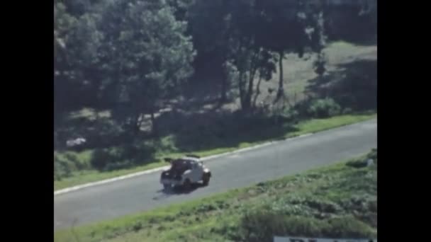 1955年 昭和30年 5月イギリス ロンドン 50年代のサーキットシーンにおける歴史的なカーレース — ストック動画