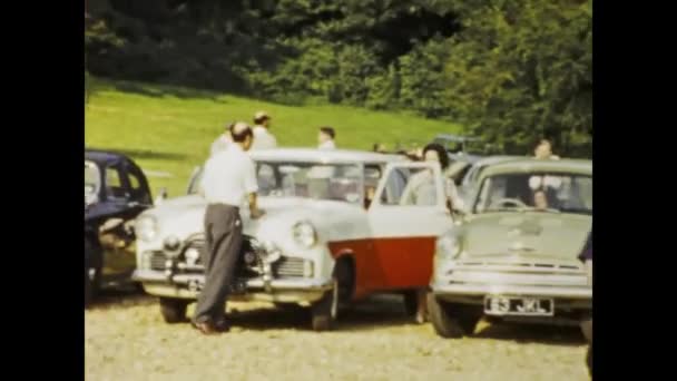 Лондон Великобритания Май 1955 Старые Автомобили Готовы Гоночной Сцене — стоковое видео