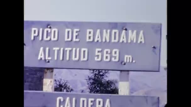 Gran Canaria Hiszpania Czerwiec 1965 Pico Bandama Znak Górski Latach — Wideo stockowe