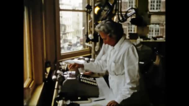 Knightsbridge Велика Британія Може 1959 Лікарі Стоматологічному Офісі — стокове відео