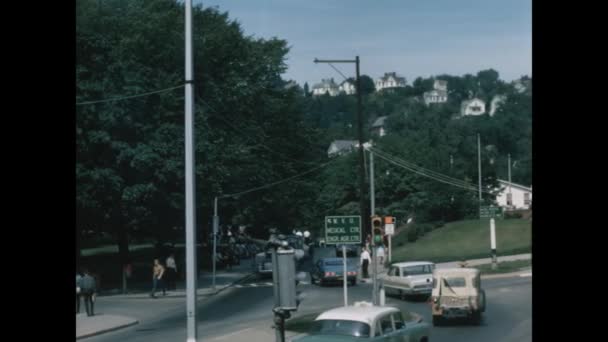 Morgantown Usa Kan 1967 Morgantown City View Traffic Scene – stockvideo