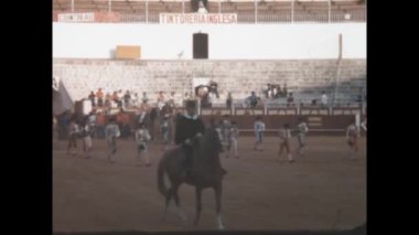 Seville, İspanya Haziran 1977: 70 'lerde İspanya' da Corrida gösterisi veya boğa güreşi