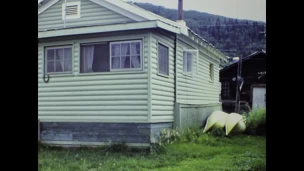 Dawson City Canadá Julho 1987 Old Abandoned American Houses Scene — Vídeo de Stock
