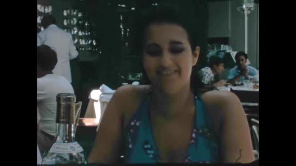 Seville Spain June 1977 Beautiful Girl Restaurant Scene 70S — Stock Video