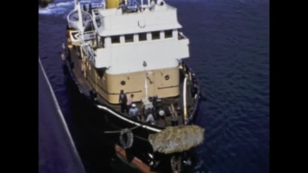 Saint George Bermuda Maj 1959 Sjömän Docka Fartyget Hamnplatsen Talet — Stockvideo