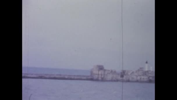 1955年 昭和30年 5月フランス パリ50番貨物港ビュー — ストック動画