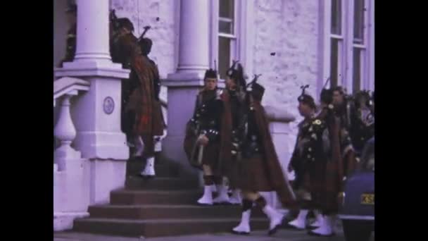英国爱登堡 1975年 苏格兰音乐家于70年代进入剧场舞台 — 图库视频影像
