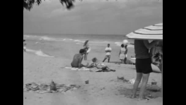 Miami United States June 1956 People Sea Vacation Memories Scene — Vídeos de Stock