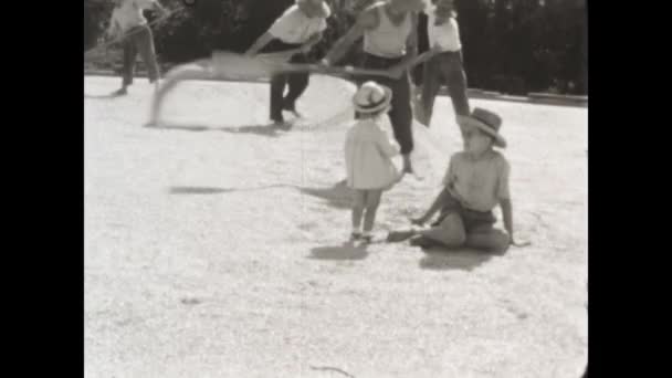 Rovigo Italy June 1955 Children Peasants Play Italian Countryside 1950S — Video