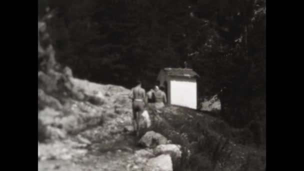 Dolomiterna Italien Maj 1955 Familjesemestrar Dolomiterna Talet — Stockvideo