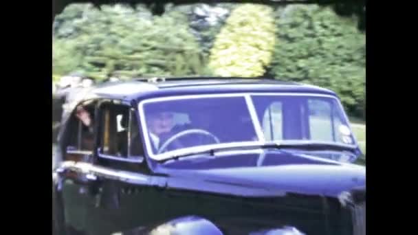 ワシントンDc 米国1946年5月 結婚式のシーンで40代の車 — ストック動画