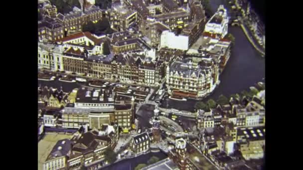 1980年6月オランダ アムステルダム 80年代のアムステルダムの街の風景 — ストック動画