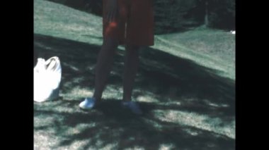 Val di Non, İtalya Haziran 1983: 80 'lerde Dolomites Village' da hayat sahneleri