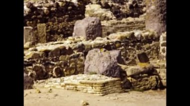 Cagliari, İtalya Haziran 1981: Sardunya arkeolojik saha görünümü 80 'lerde