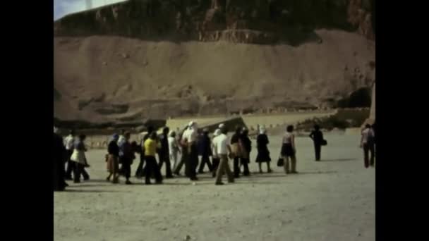 Луксор Египет Март 1977 Храм Хатшепсут Вид — стоковое видео